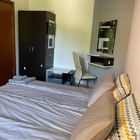 Апартаменты Victoria Place *